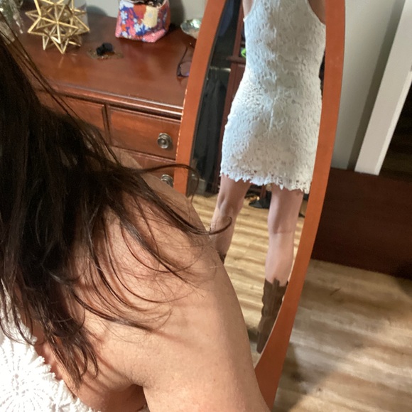 White Lace cutout summer dress - Picture 3 of 5